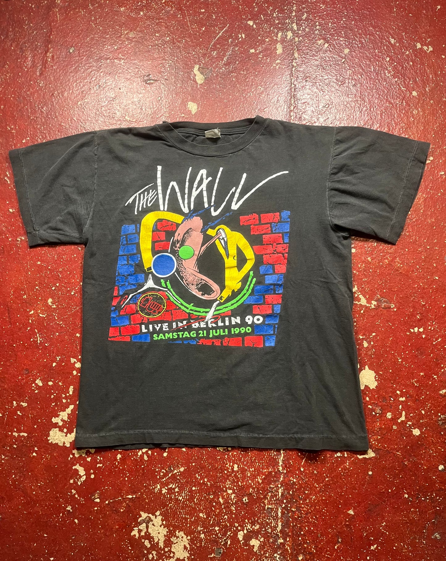 1990 Pink Floyd Berlin “The Wall” Tee
