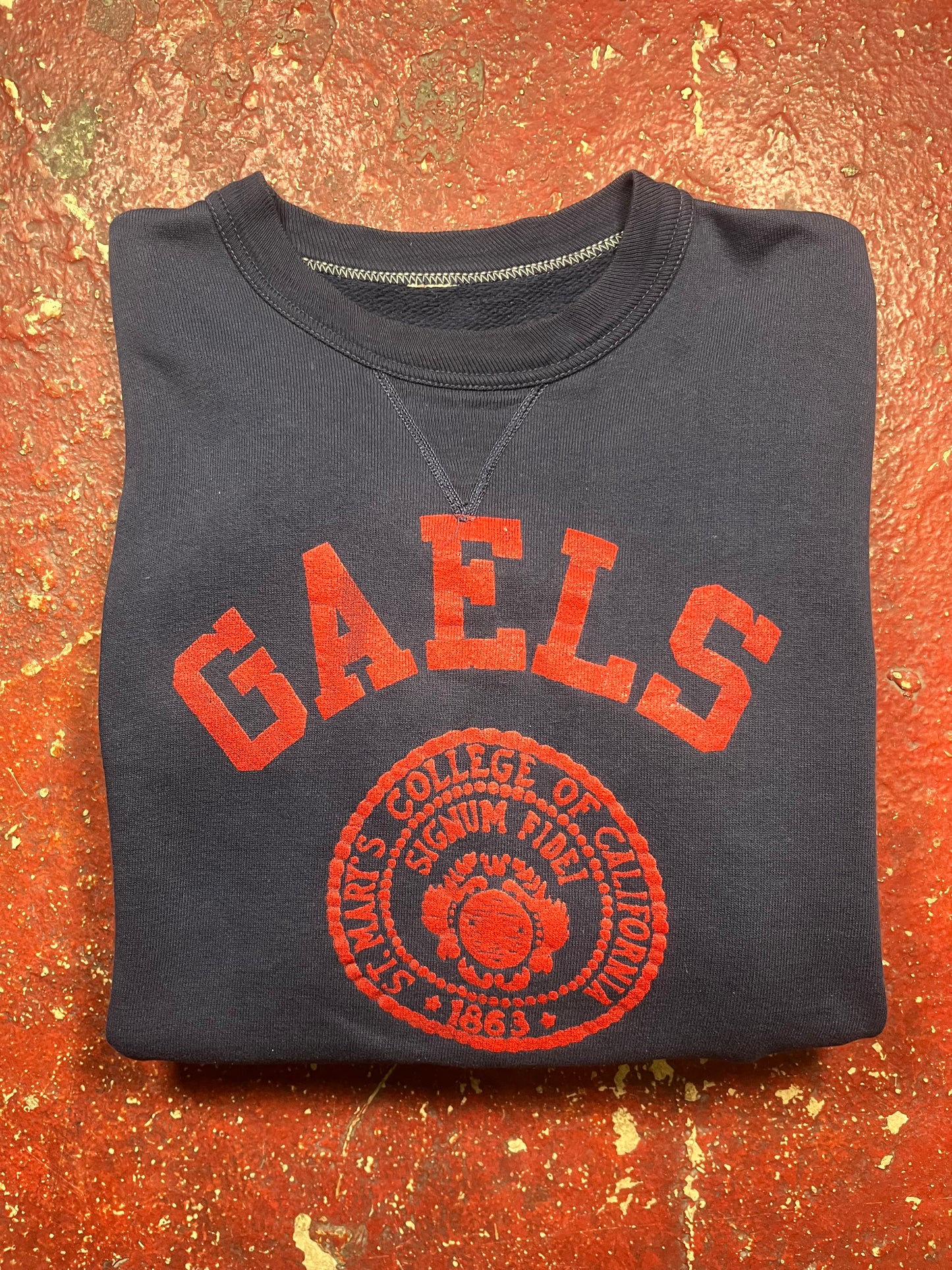 50s Single V Saint Mary’s Sweatshirt