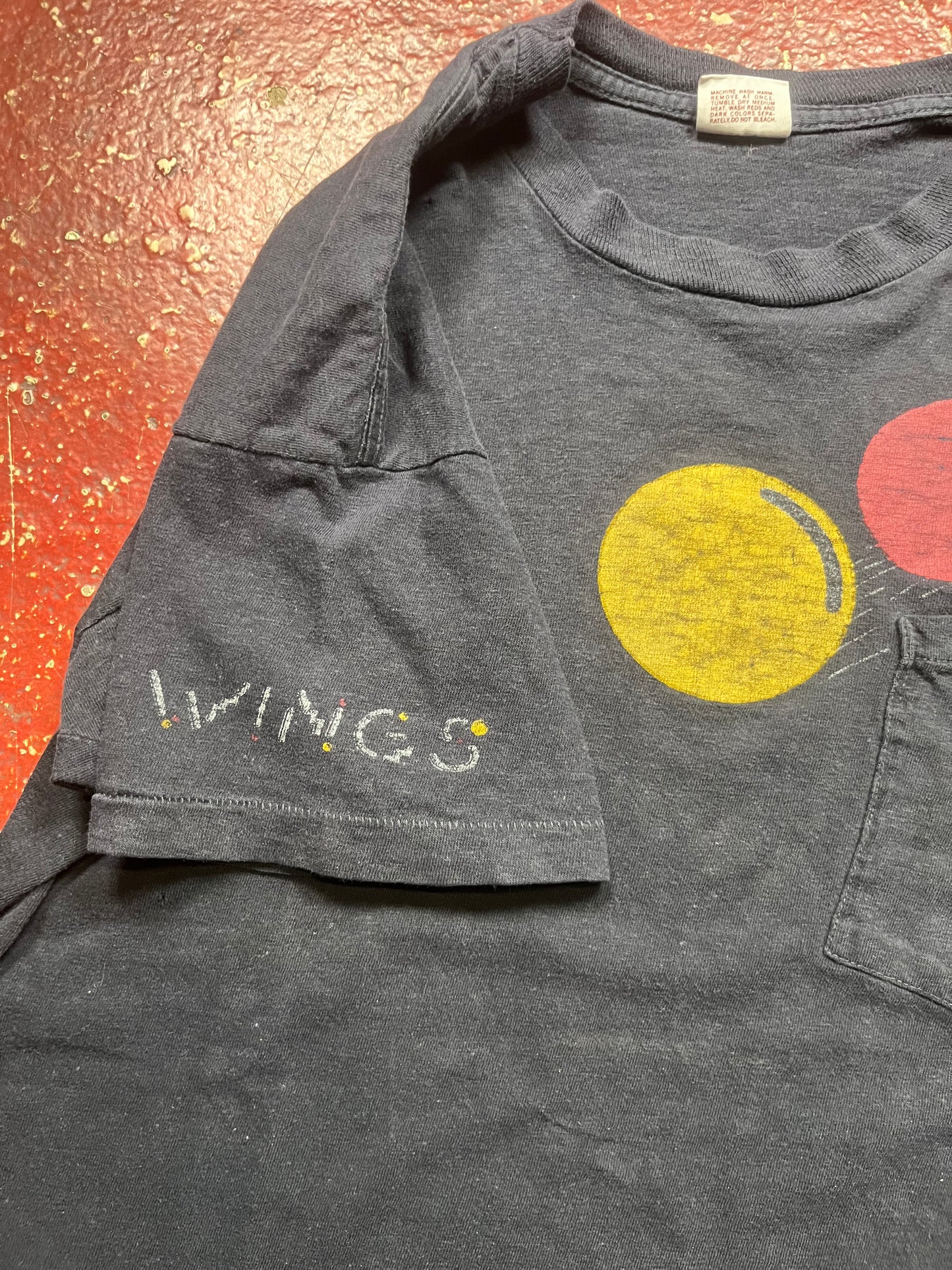 1975 Wings “Venus & Mars” Tee
