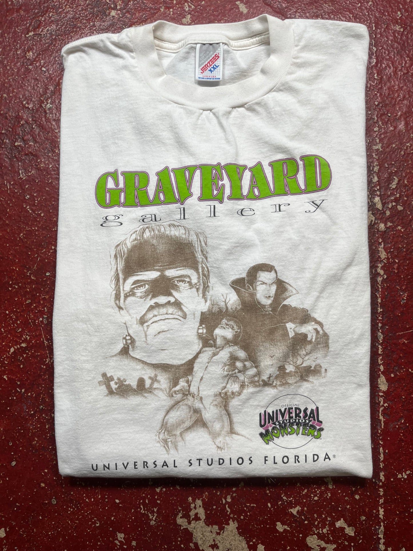 90s Universal Studios Graveyard Gallery Tee