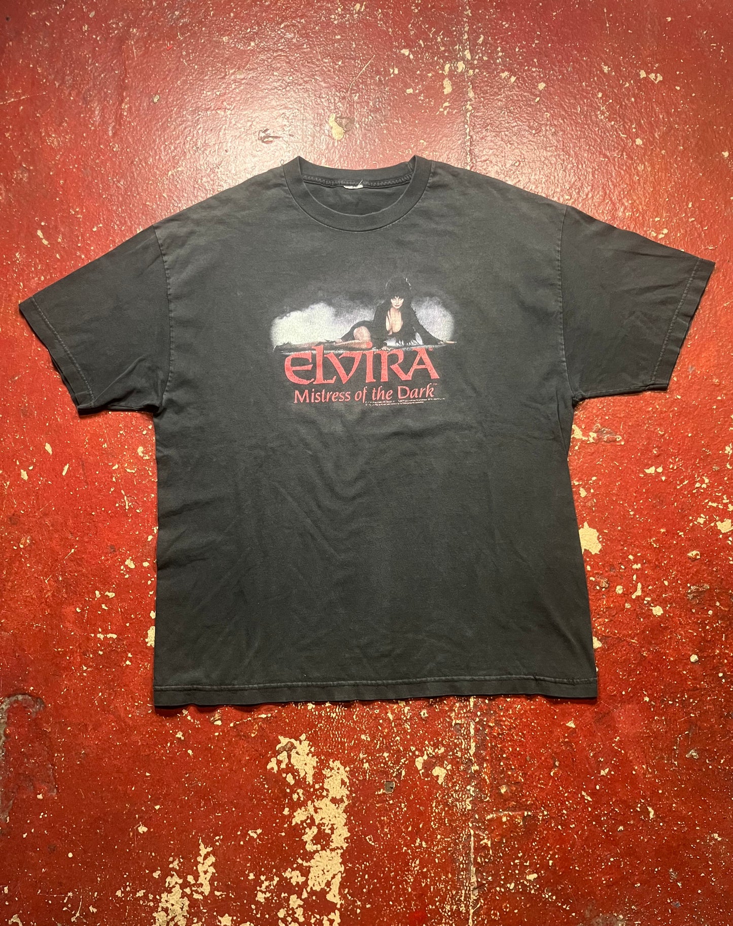 00s Elvira “Mistress Of The Dark” Tee
