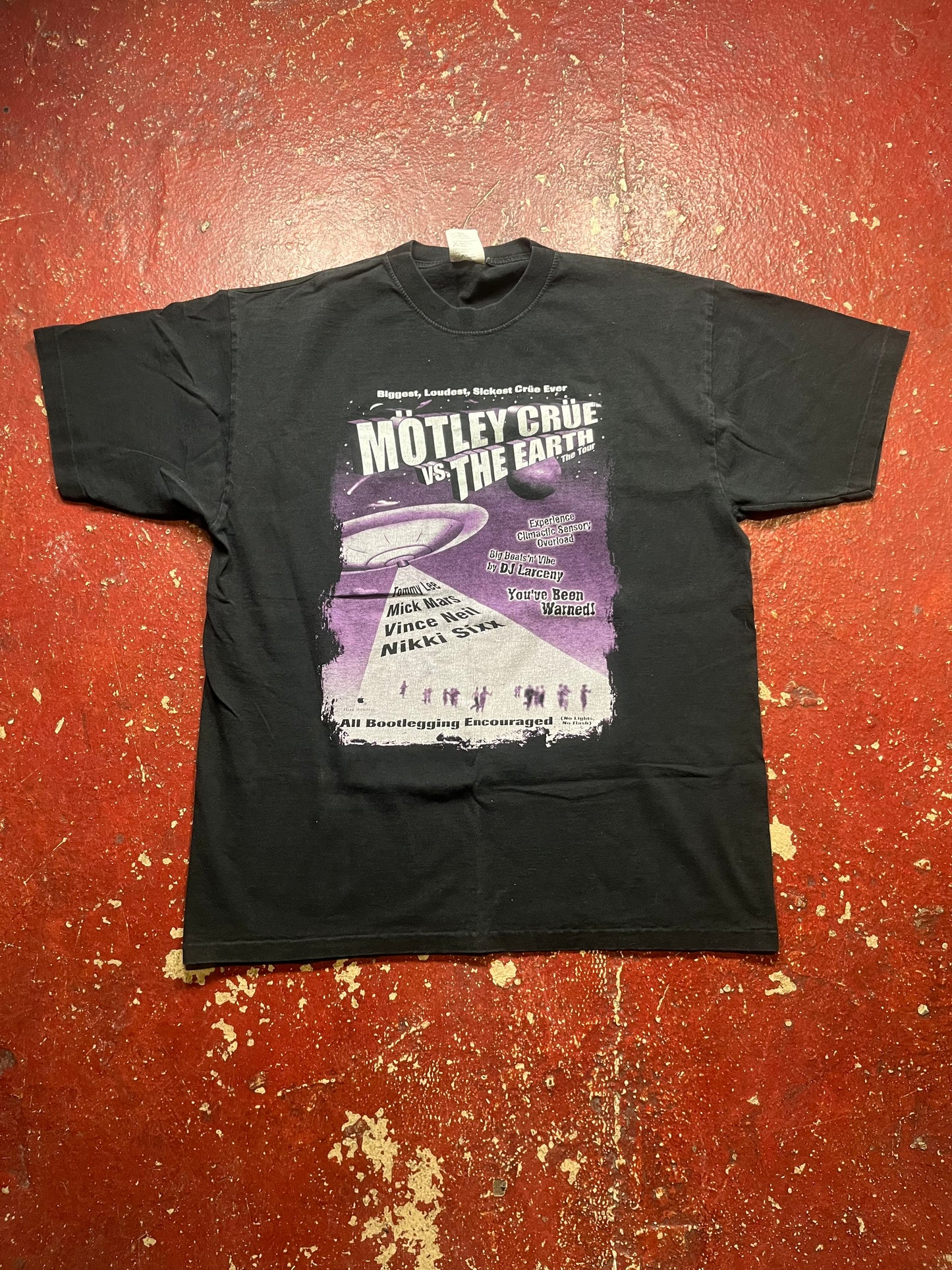 90s Motley Crue Vs The Earth Tee
