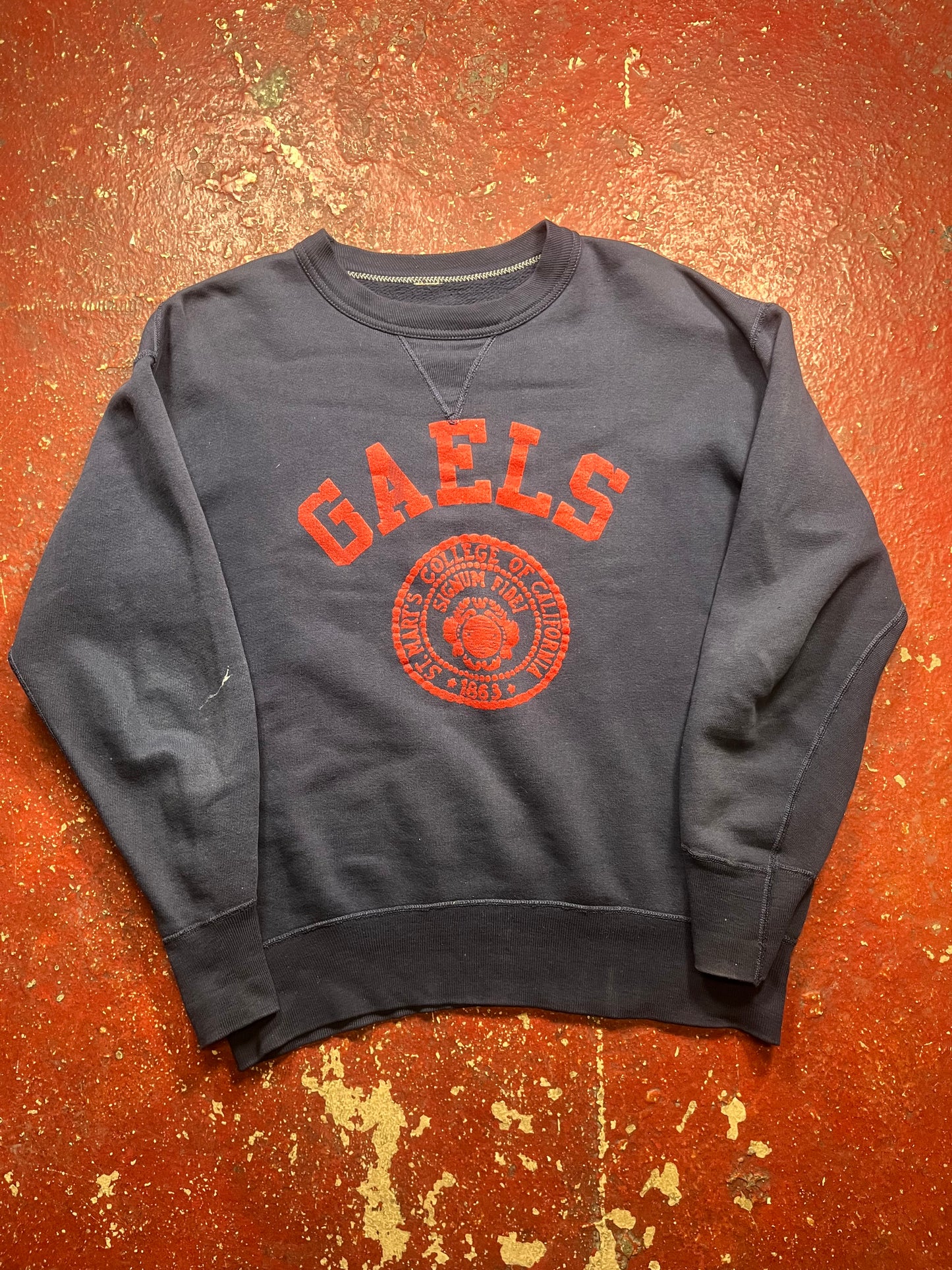 50s Single V Saint Mary’s Sweatshirt