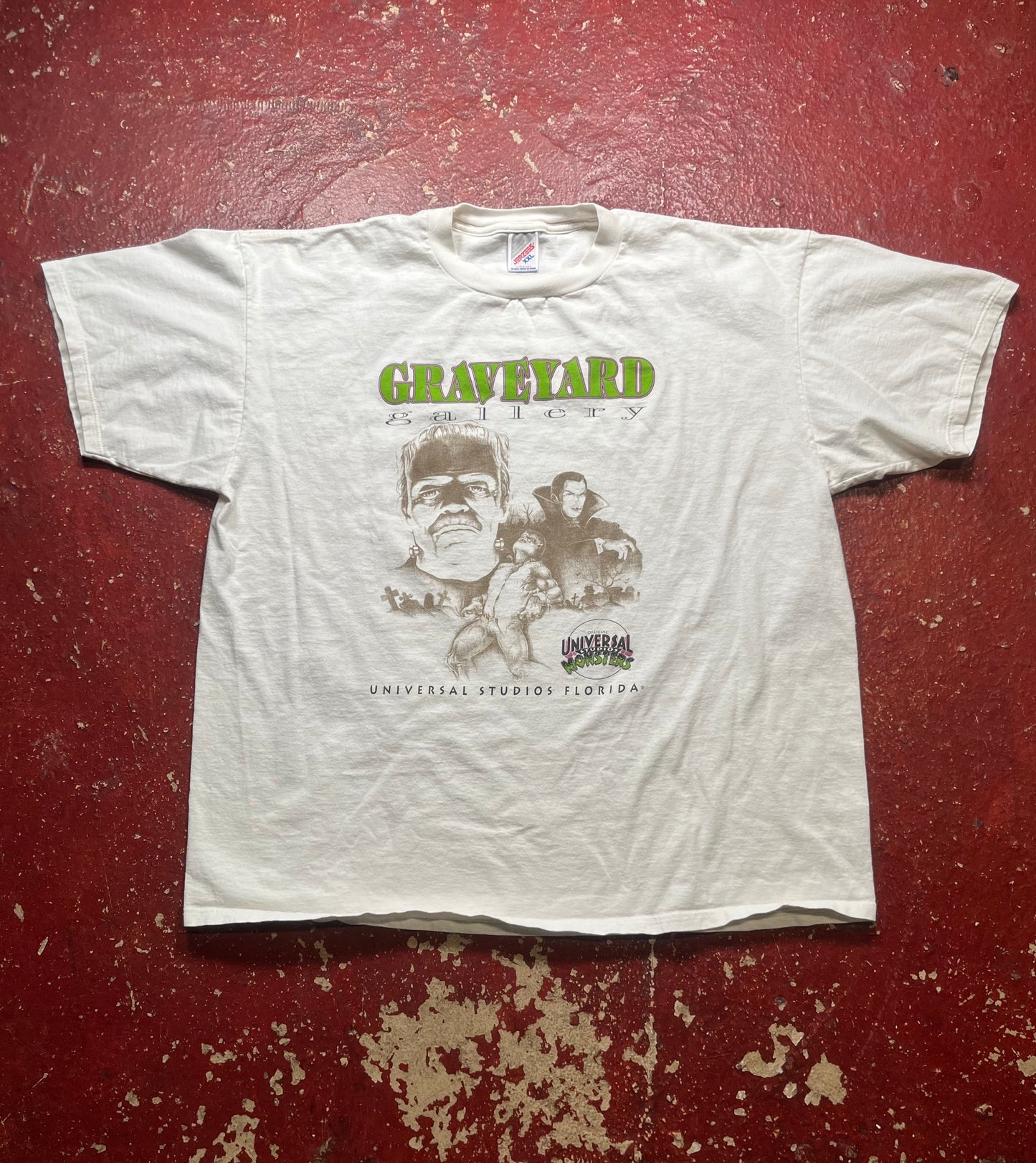 90s Universal Studios Graveyard Gallery Tee