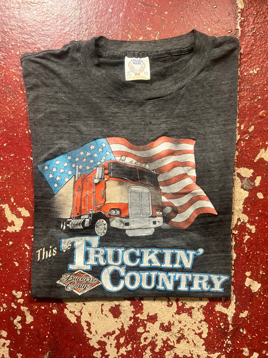 1986 3D Emblem Truckers Only “Truckin Country” Tee