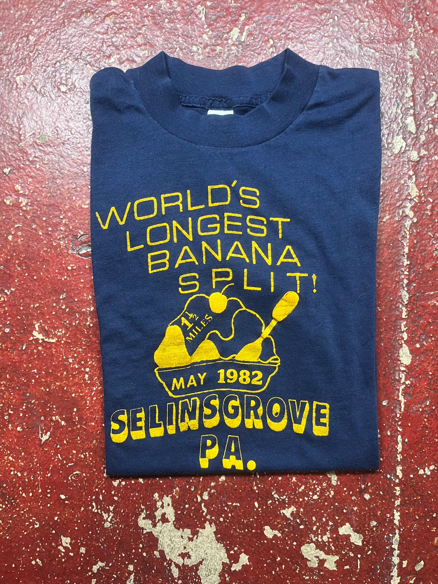1982 World’s Longest Banana Split Tee