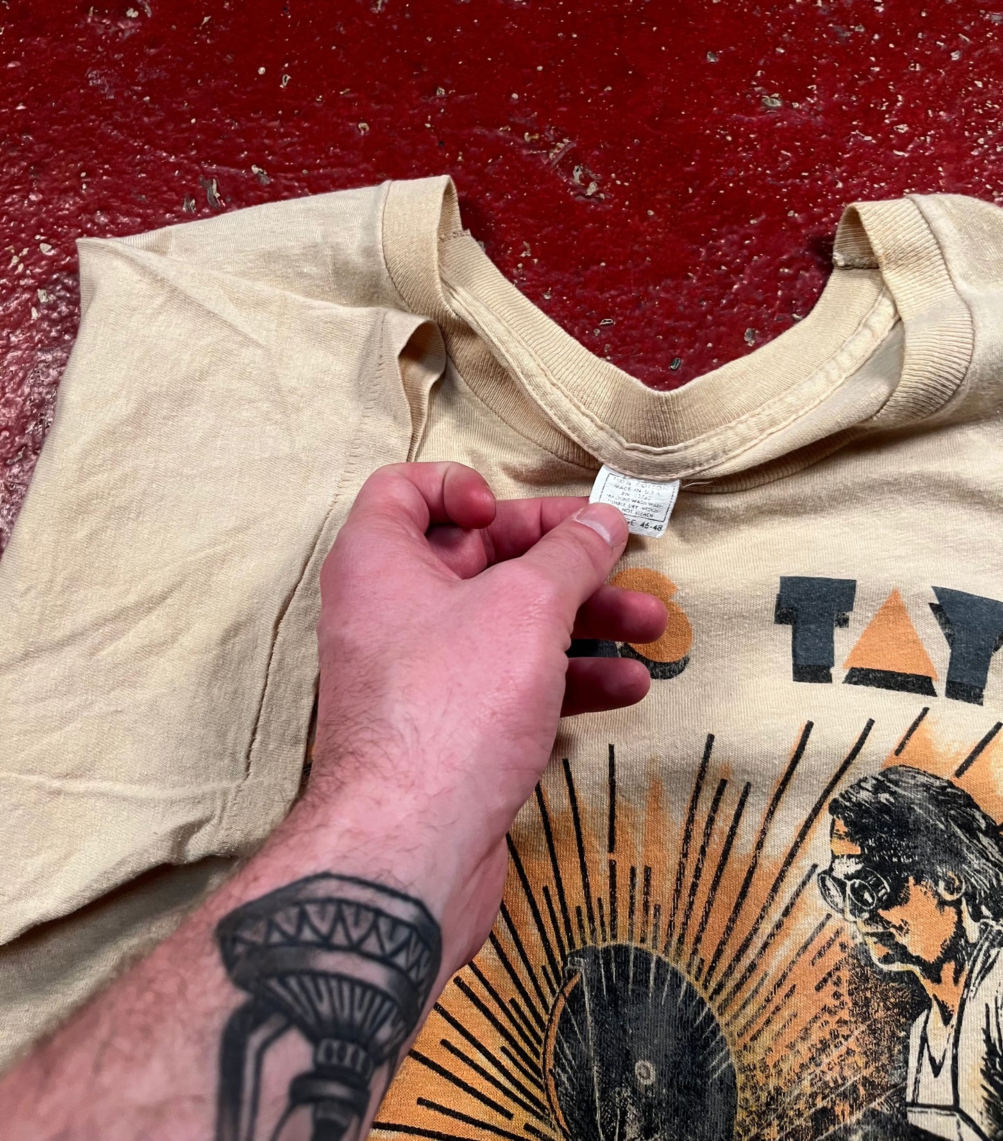 1981 James Taylor Tee
