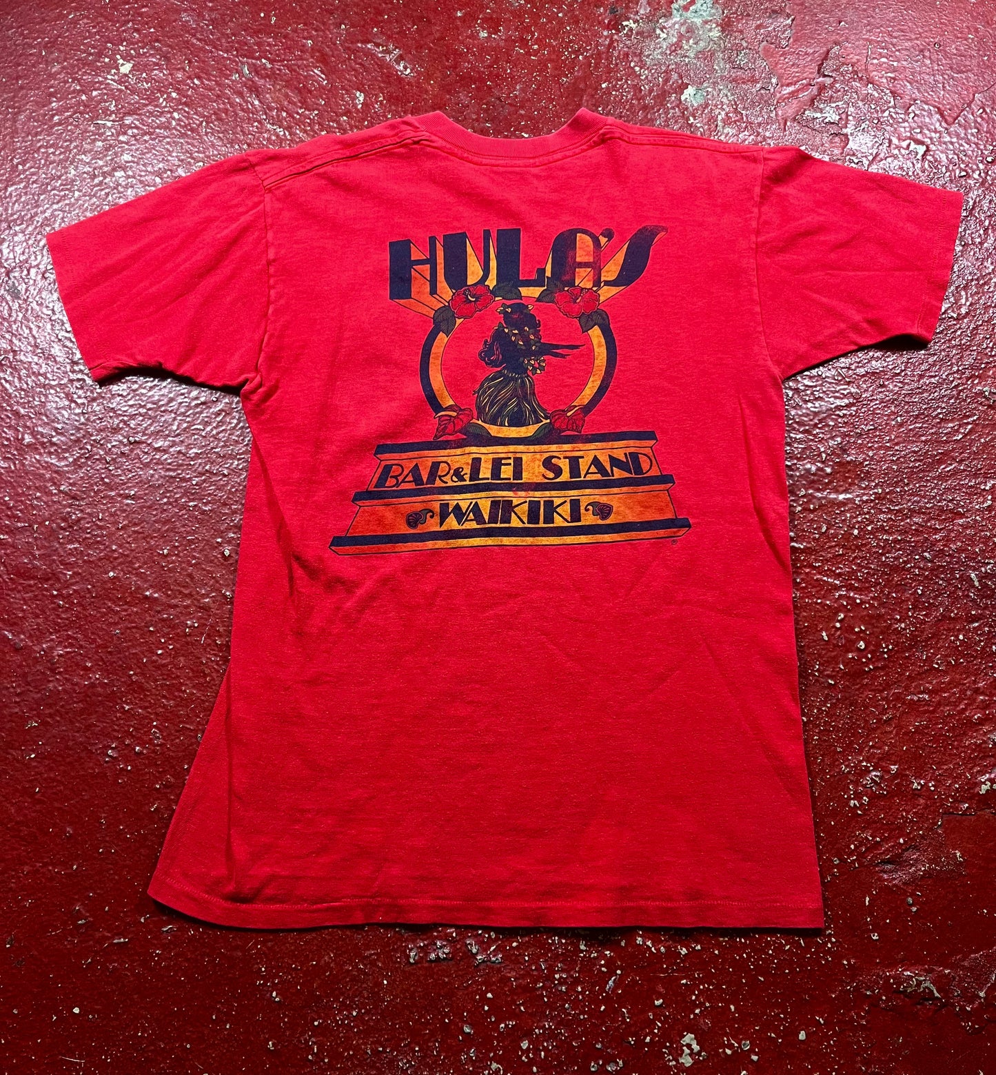 70s Hulas Bar & Lei Stand Tee
