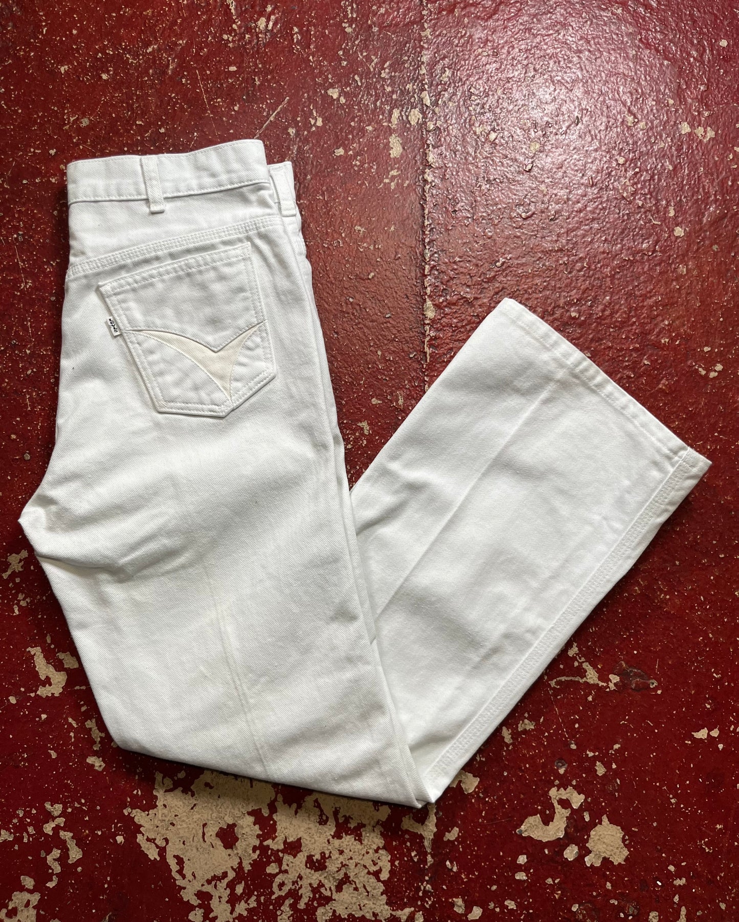 70s Levi’s White Jeans
