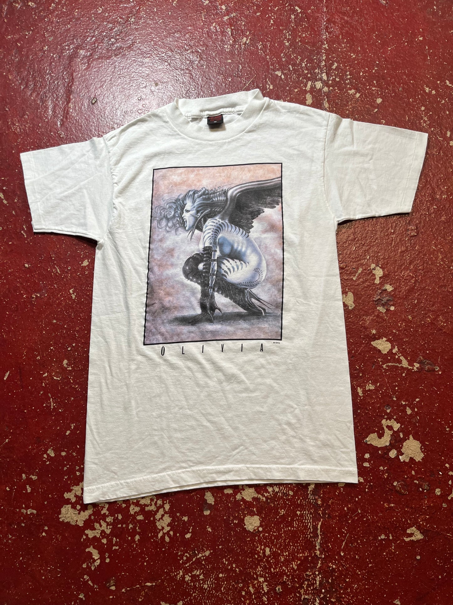 90s Fashion Victim Olivia Tee
