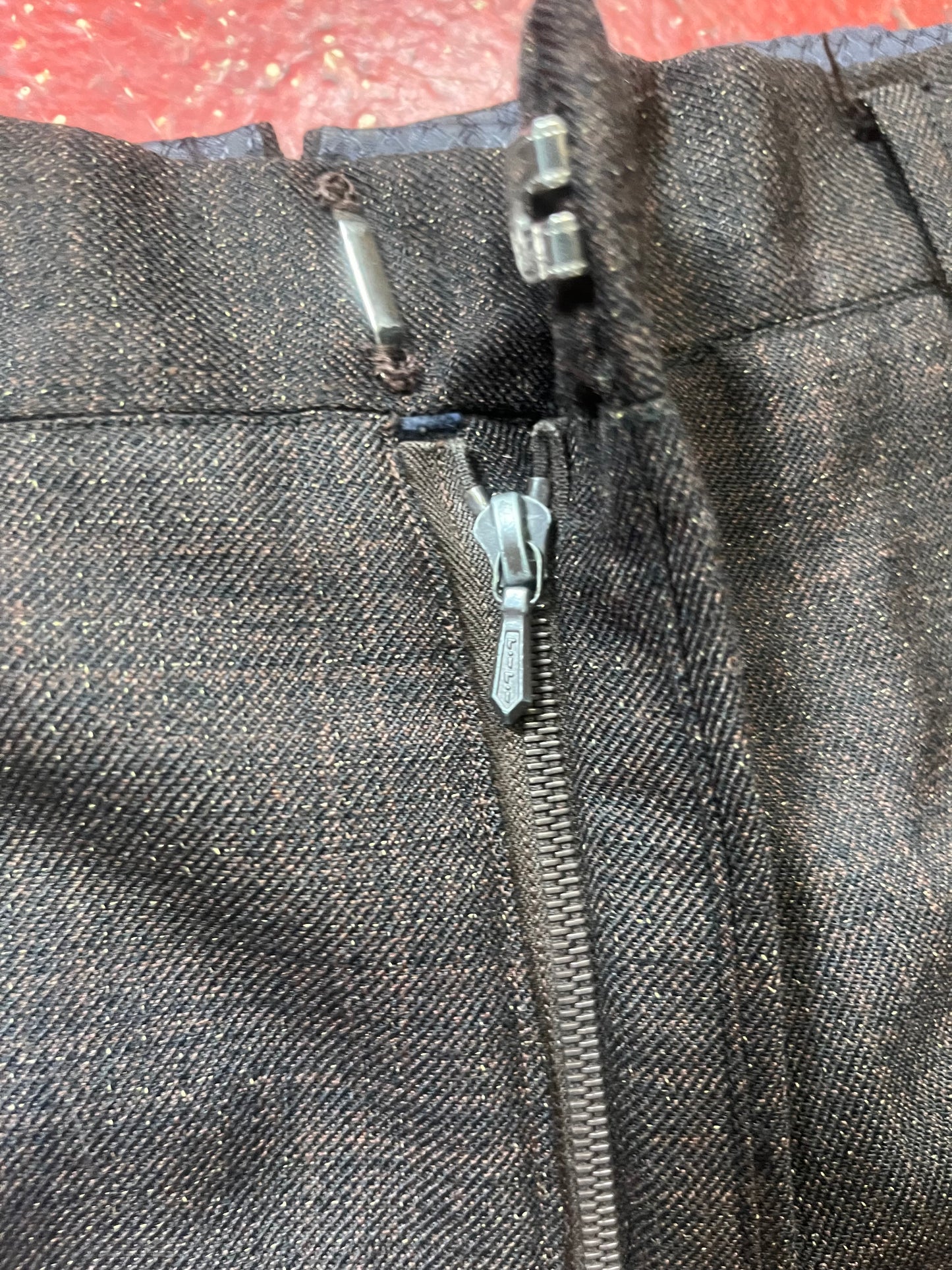 50s Drop Loop Split Back Brown Pants