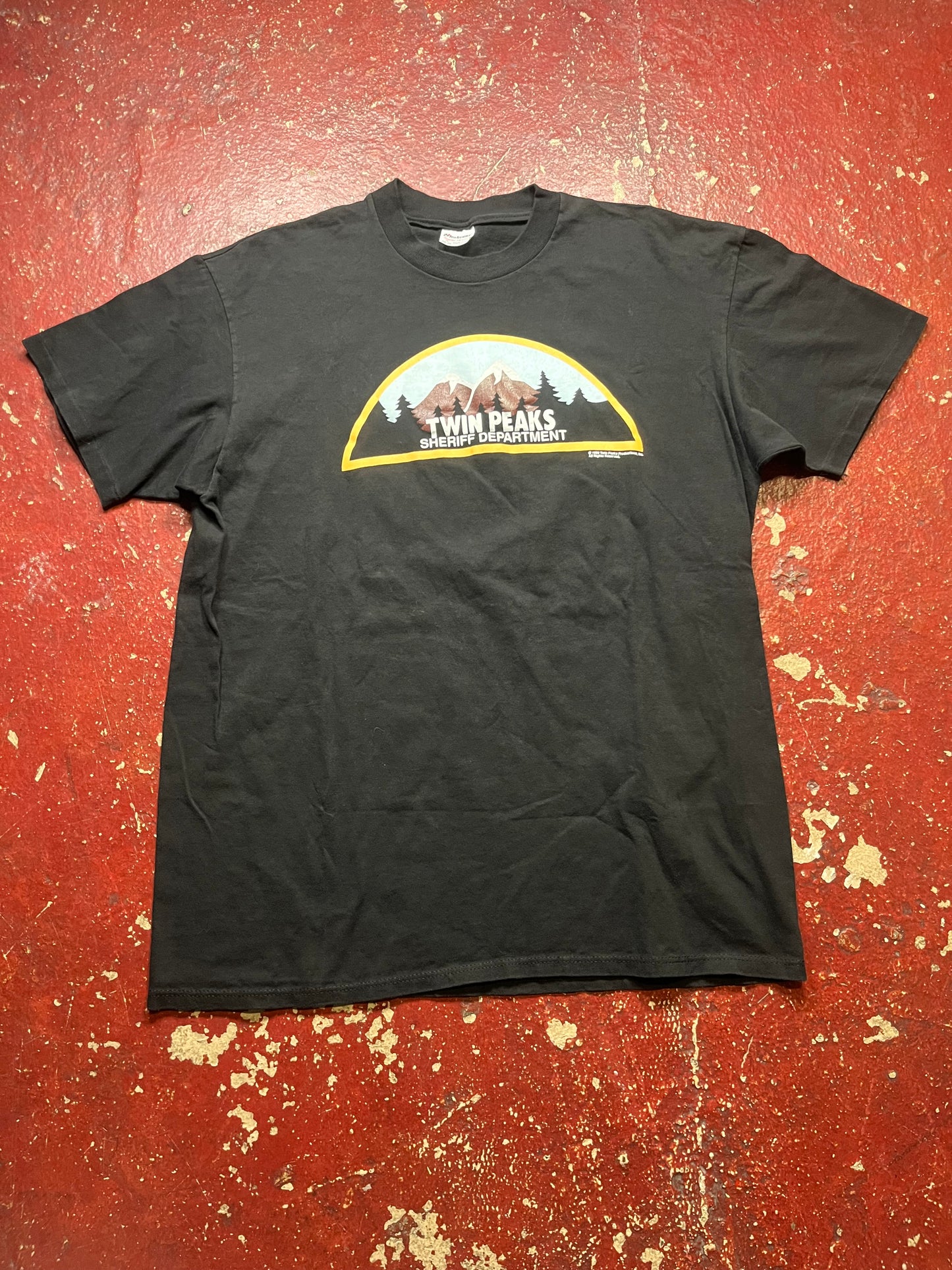 1990 Twin Peaks Sheriff Department Tee