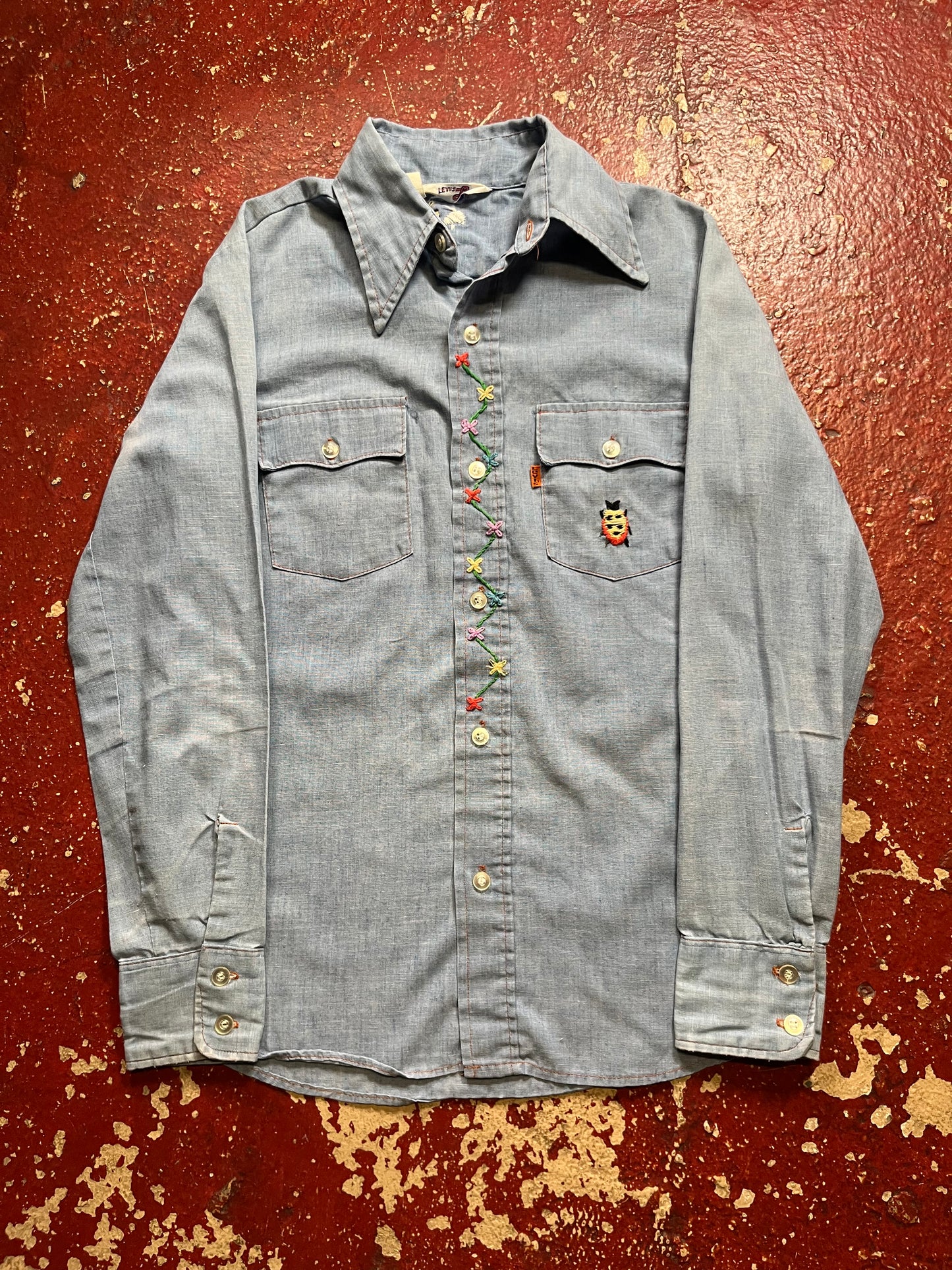 70s Levi’s Bee Chambray Long Sleeve Shirt