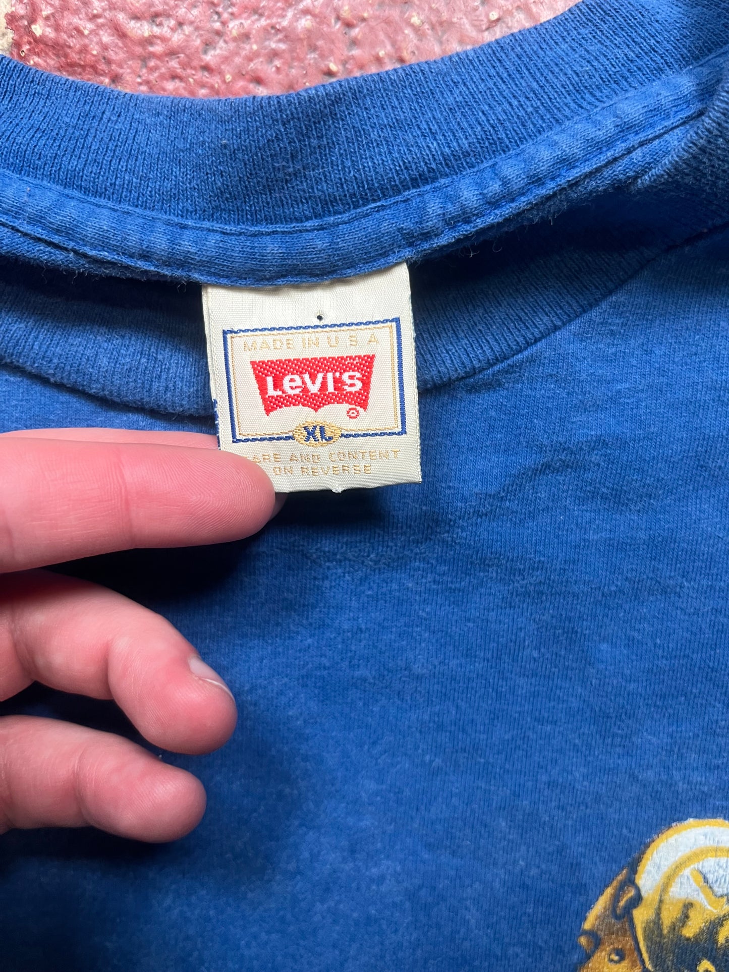 90s Levis “Just The Way You Like Em” Tee