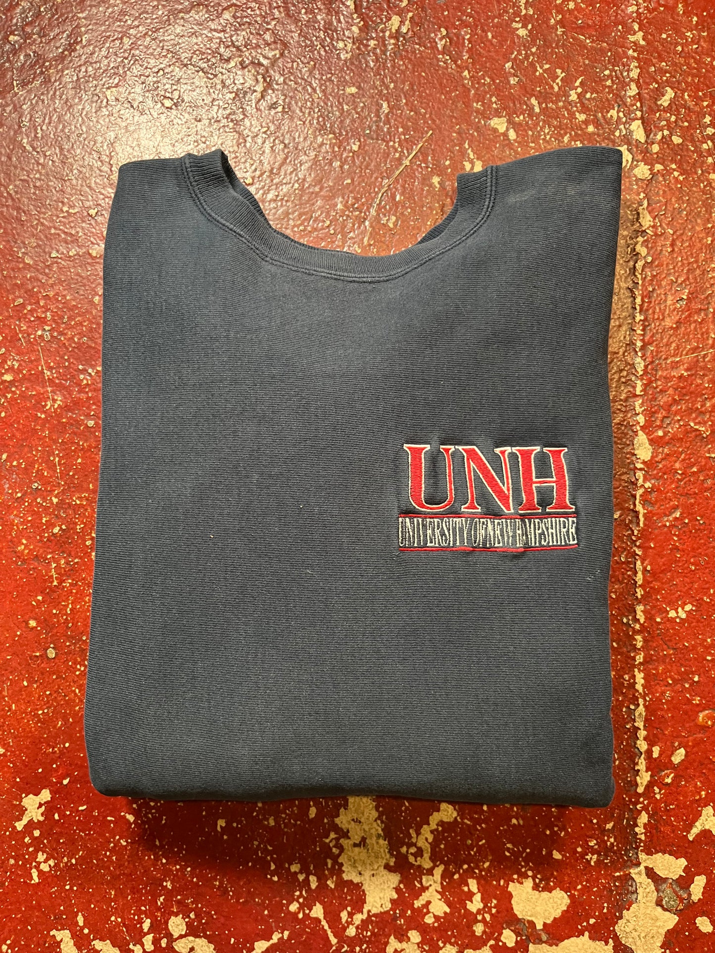 90s Champion Reverse Weave University Of New Hampshire Crewneck