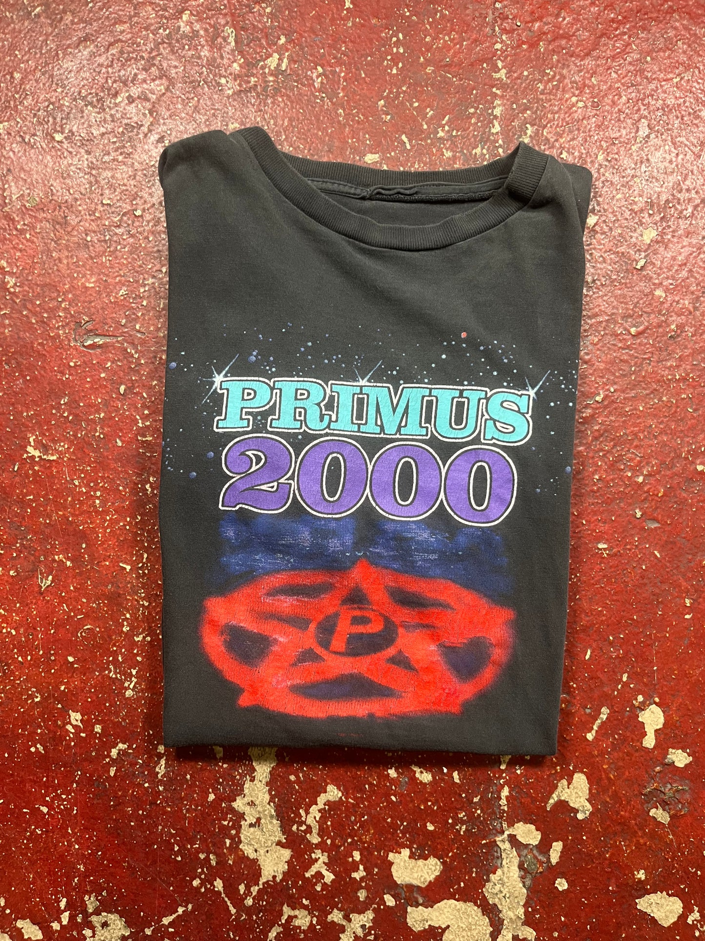 2000 Primus Tee