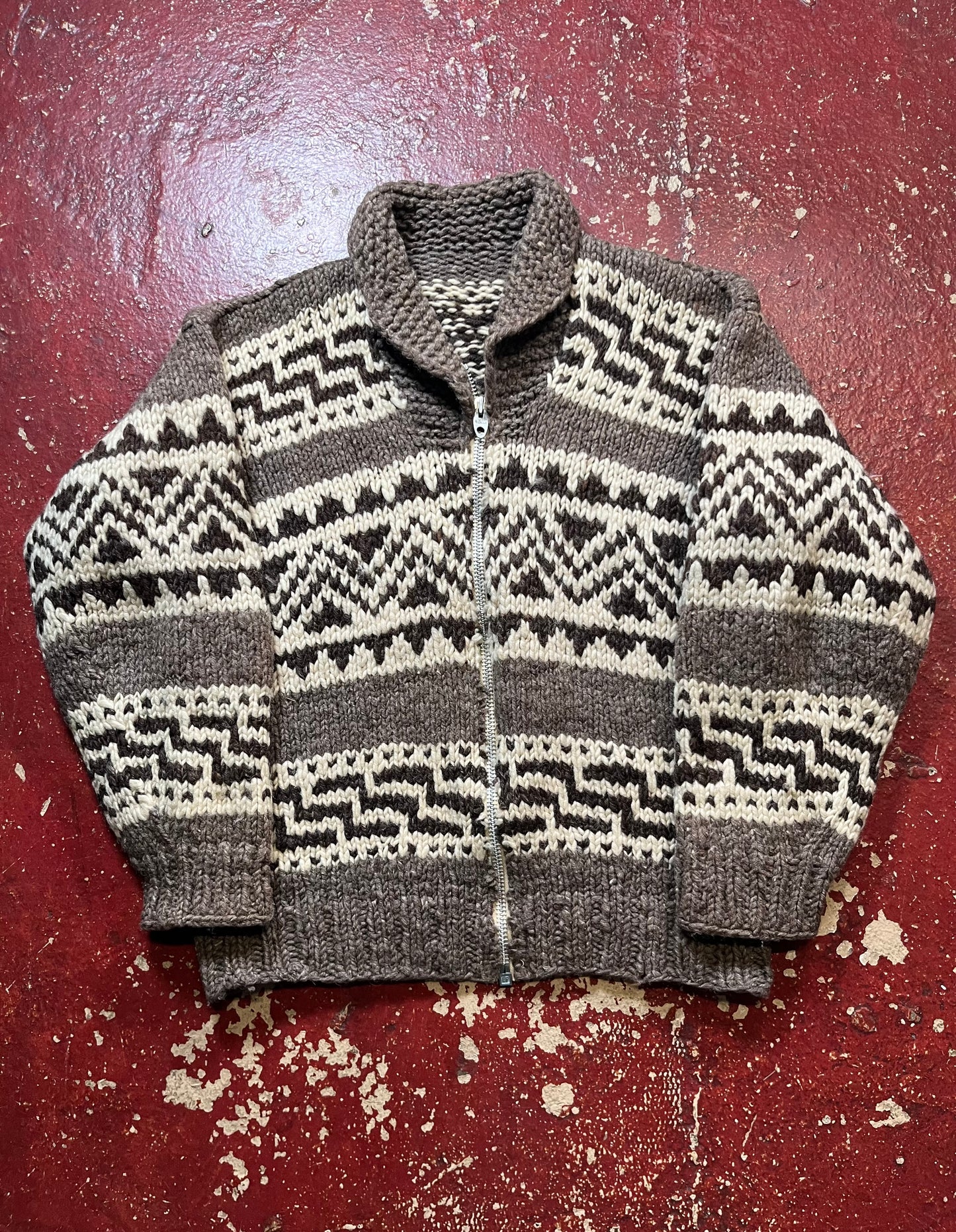 50s Brown & White Cowichan