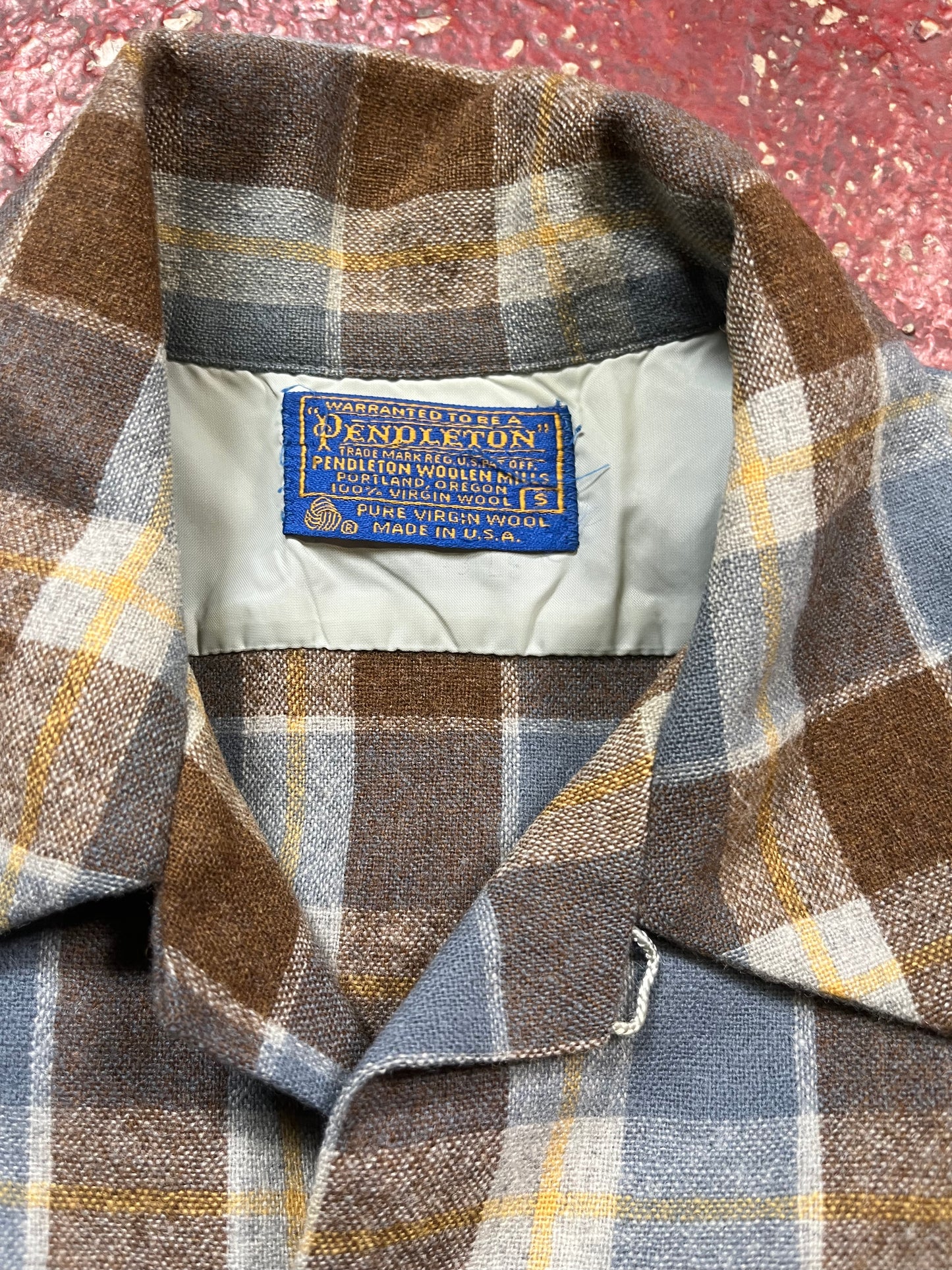 60s Pendleton Brown Loop Collar Flannel