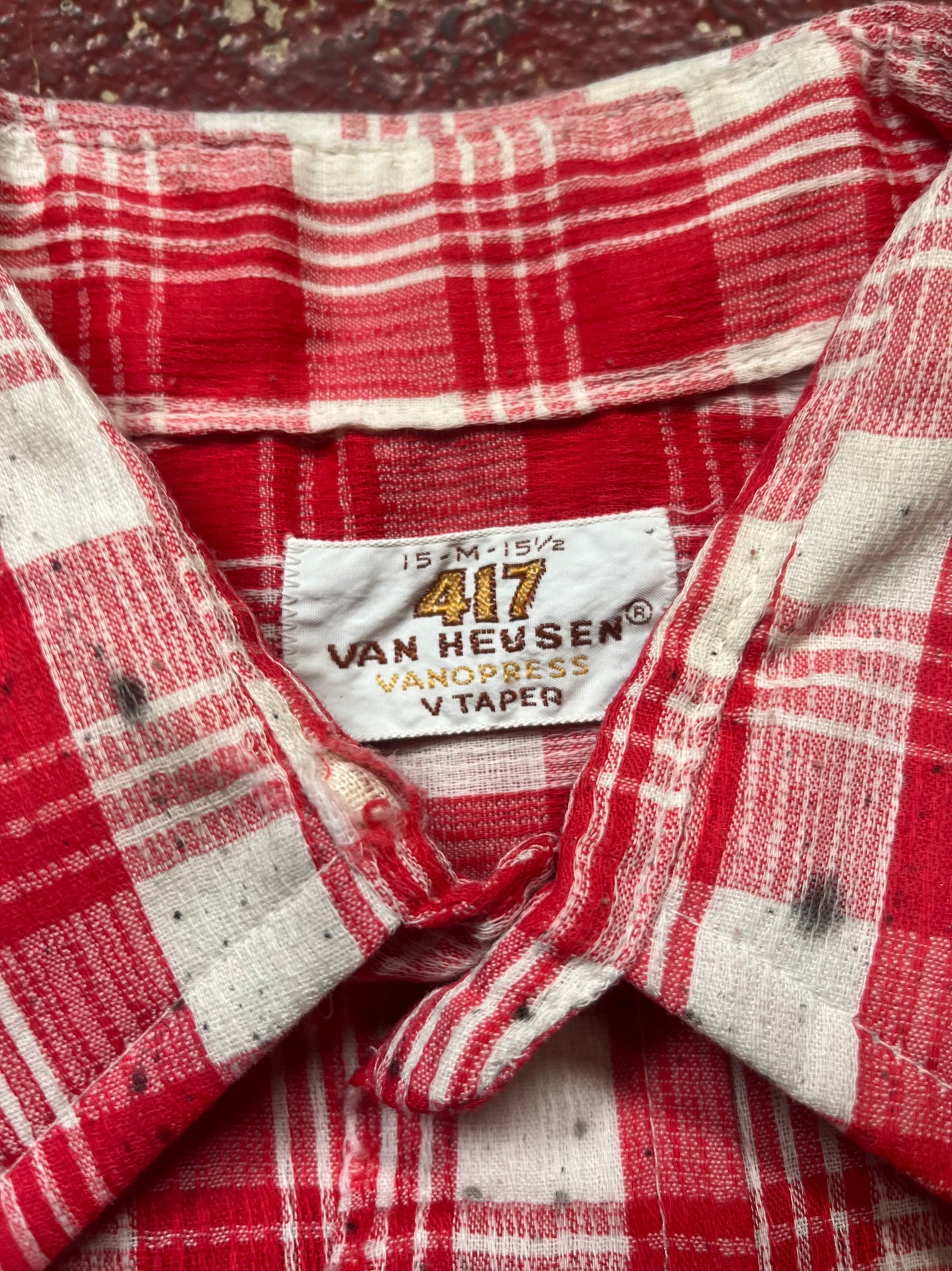 70s Van Heusen Tapered Long Sleeve Button Up Shirt