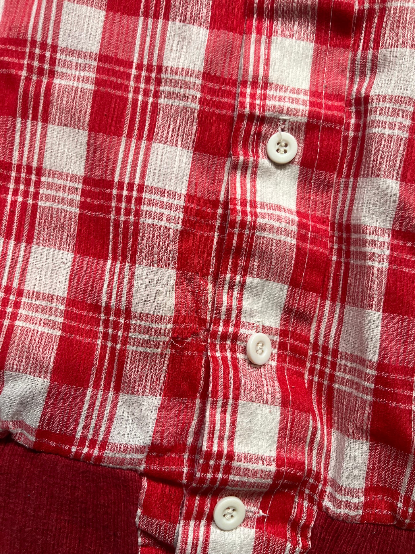 70s Van Heusen Tapered Long Sleeve Button Up Shirt