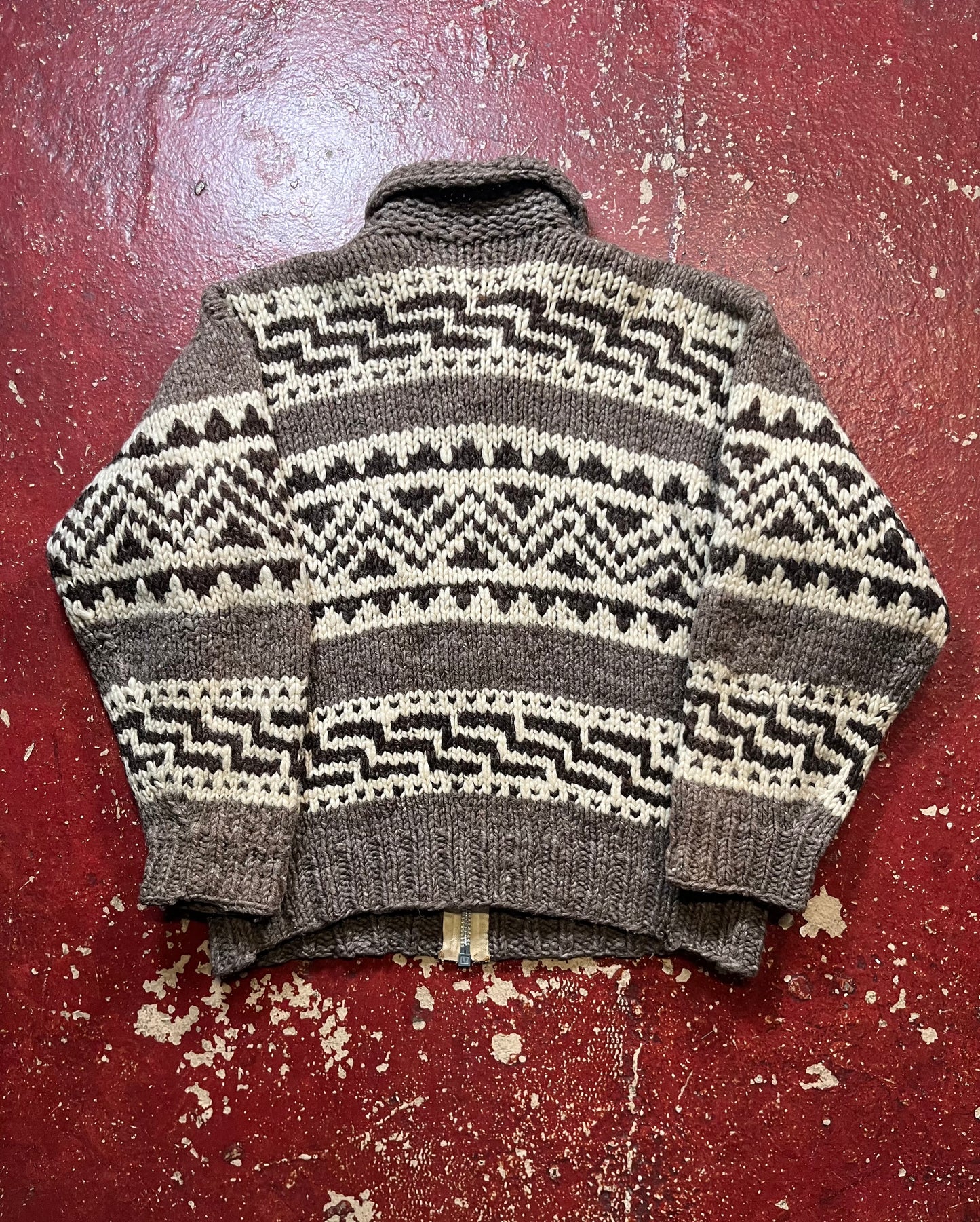 50s Brown & White Cowichan