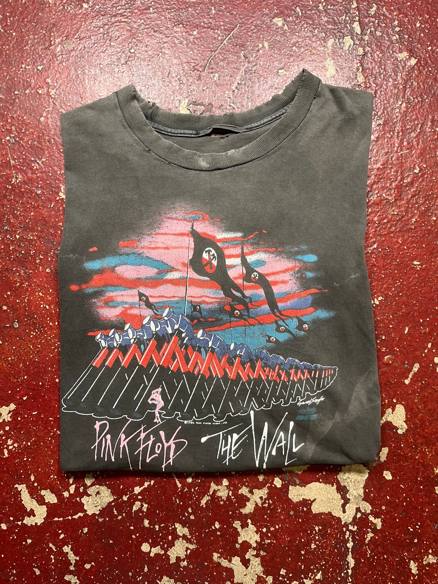 1982 Pink Floyd “The Wall” Tee