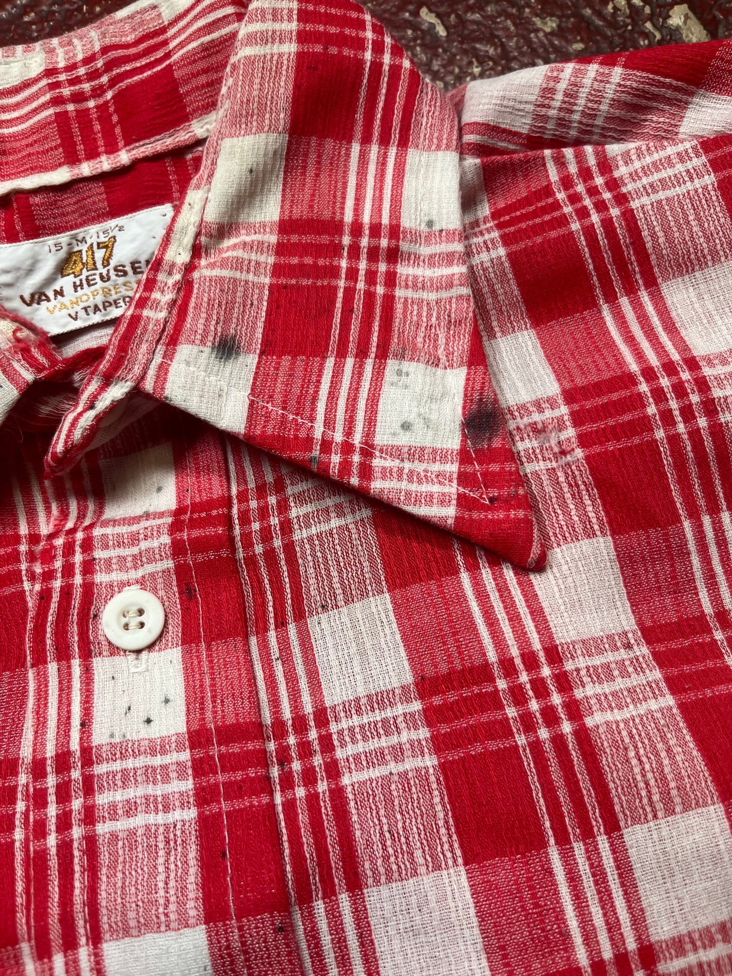 70s Van Heusen Tapered Long Sleeve Button Up Shirt