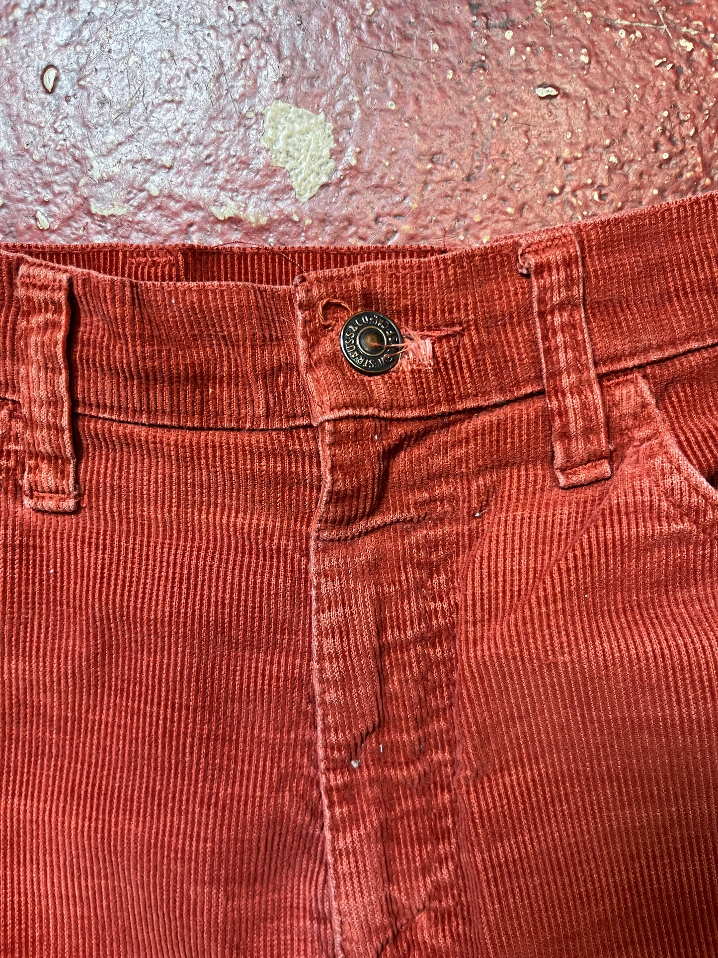 70s Levi’s 646 Salmon Corduroy Pants