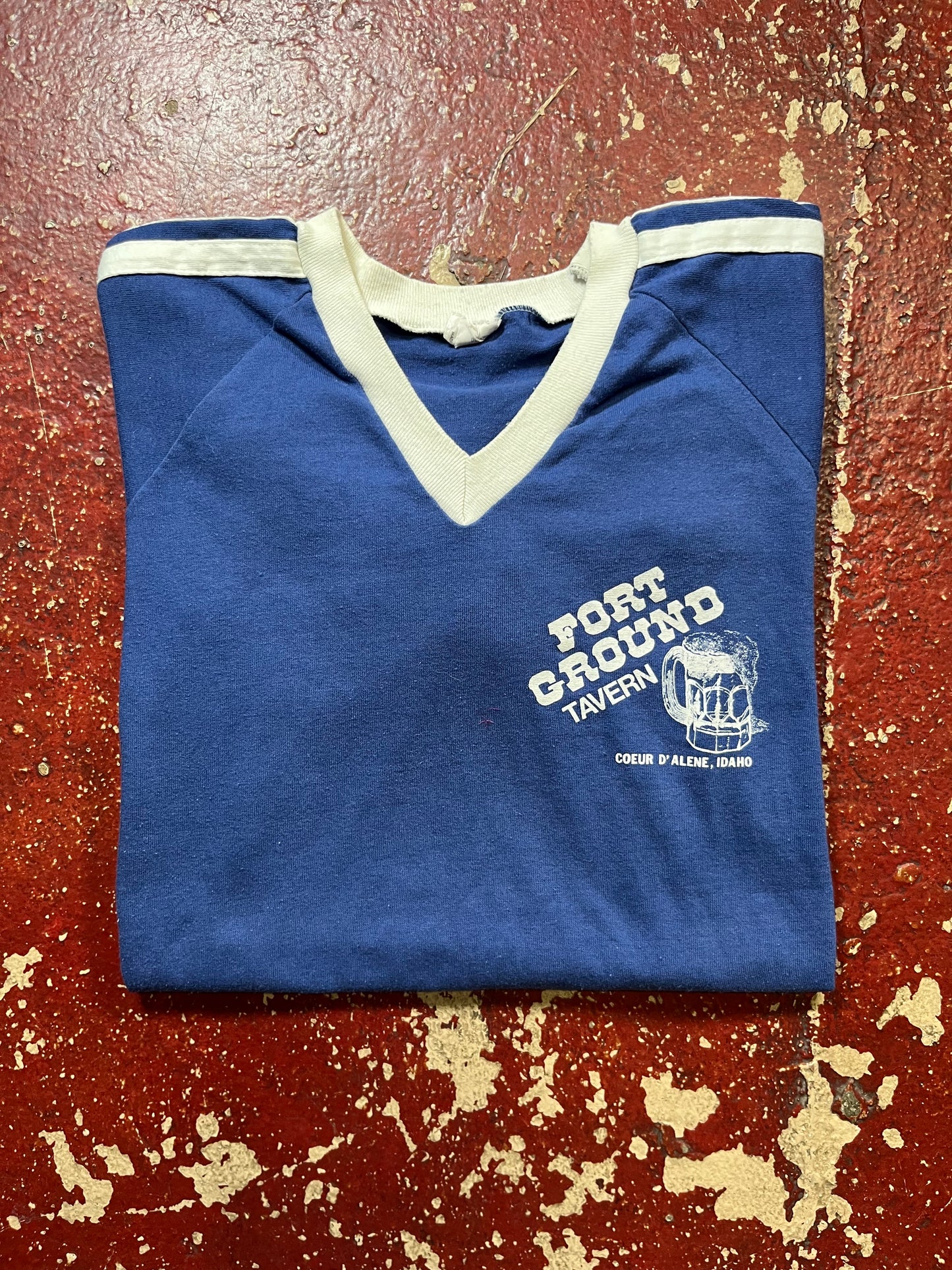 80s Fort Ground Tavern Shirt