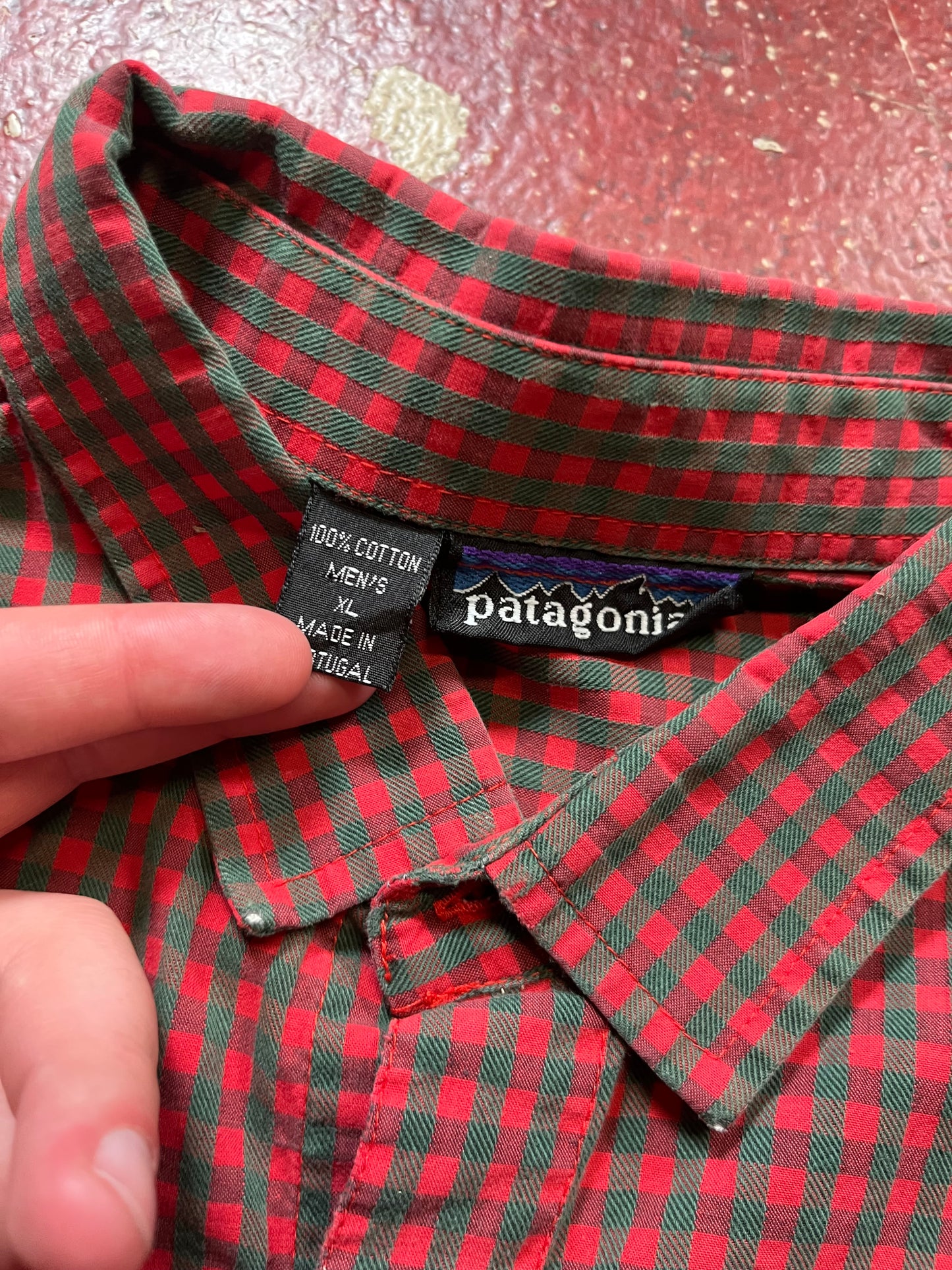 90s Patagonia Red & Green Button Up Shirt