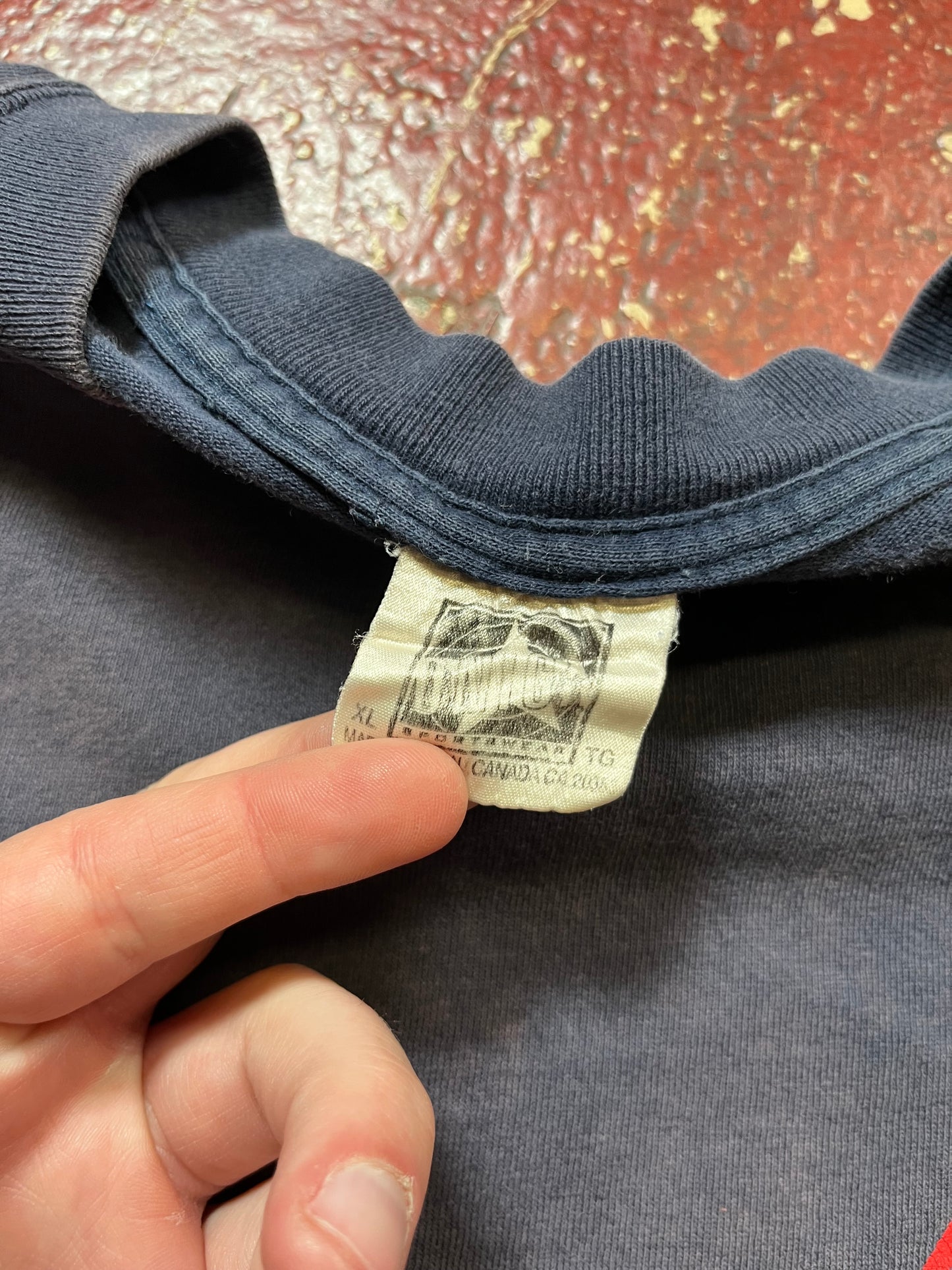 90s Oniga Sportswear Bee Tee