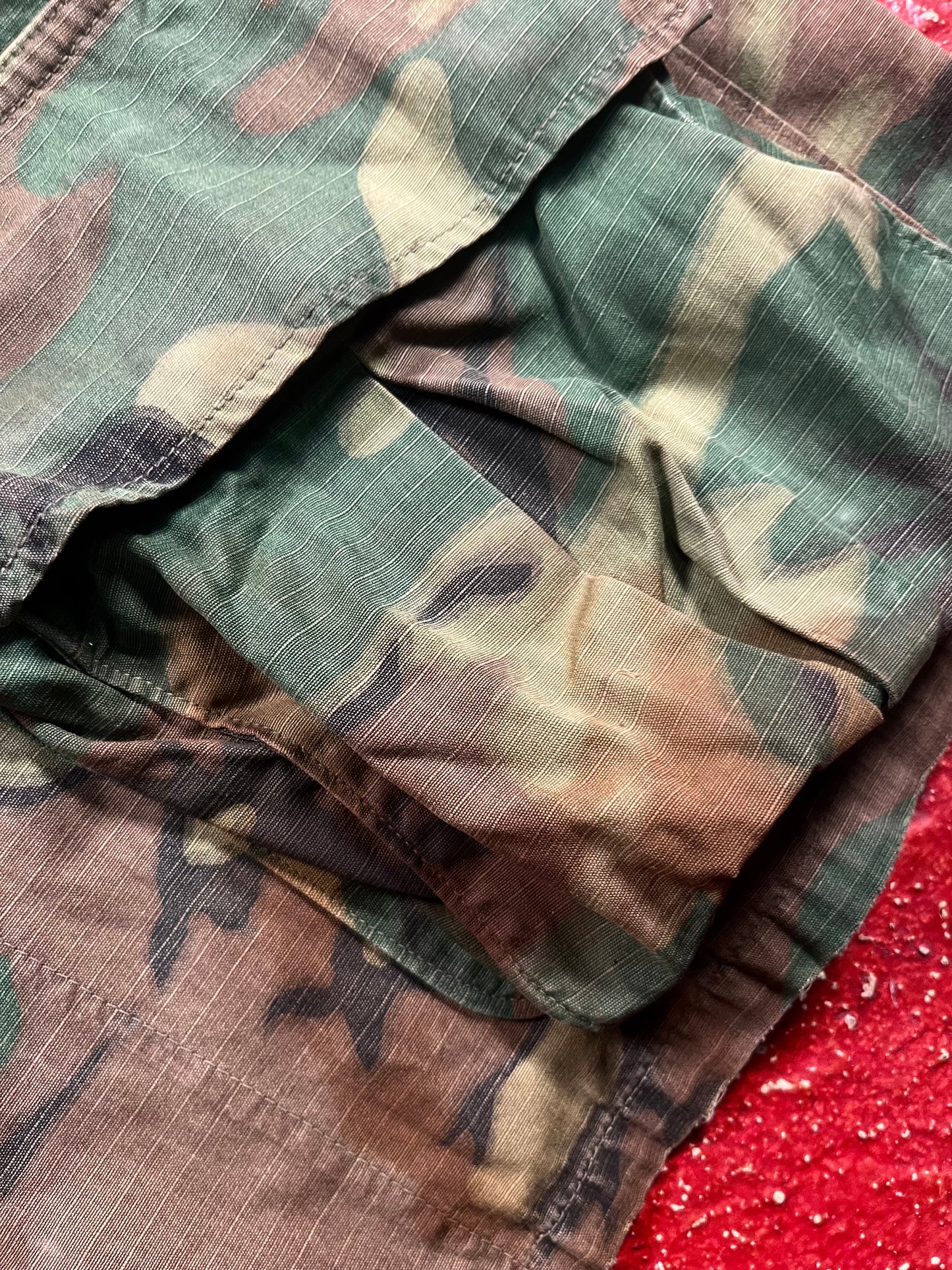 60s Slant Pocket Camo Long Sleeve Botton Up