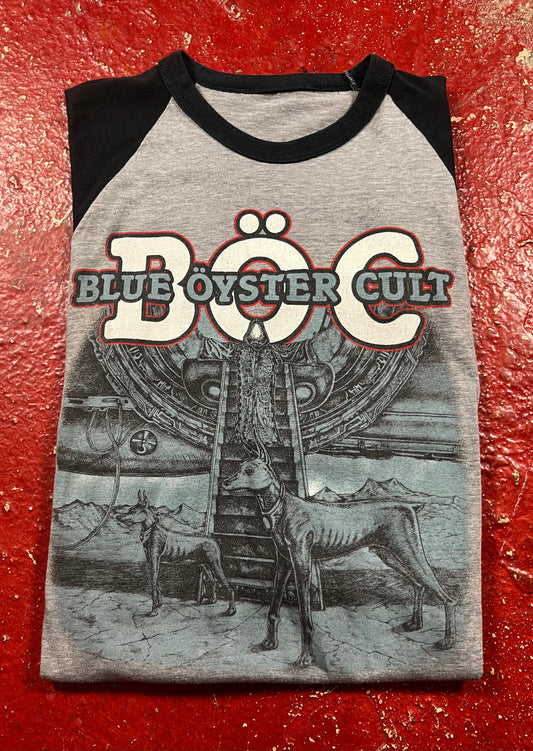 1982 Blue Oyster Cult Quarter Sleeve