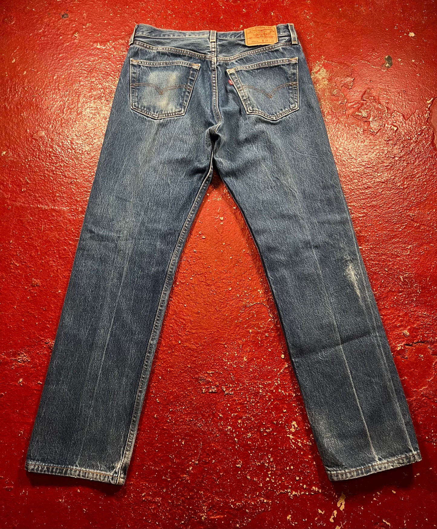 90s Levis 501s Jeans (32 Waist)